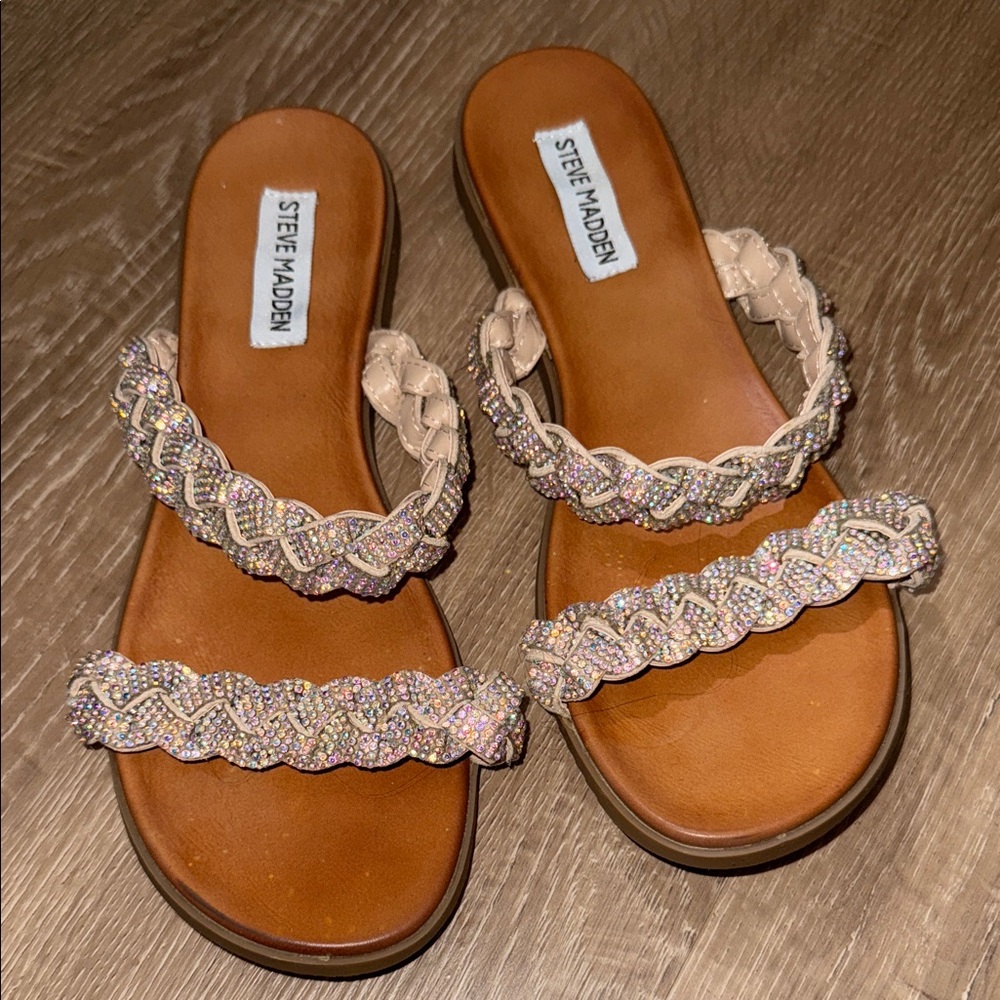 Women’s sandals